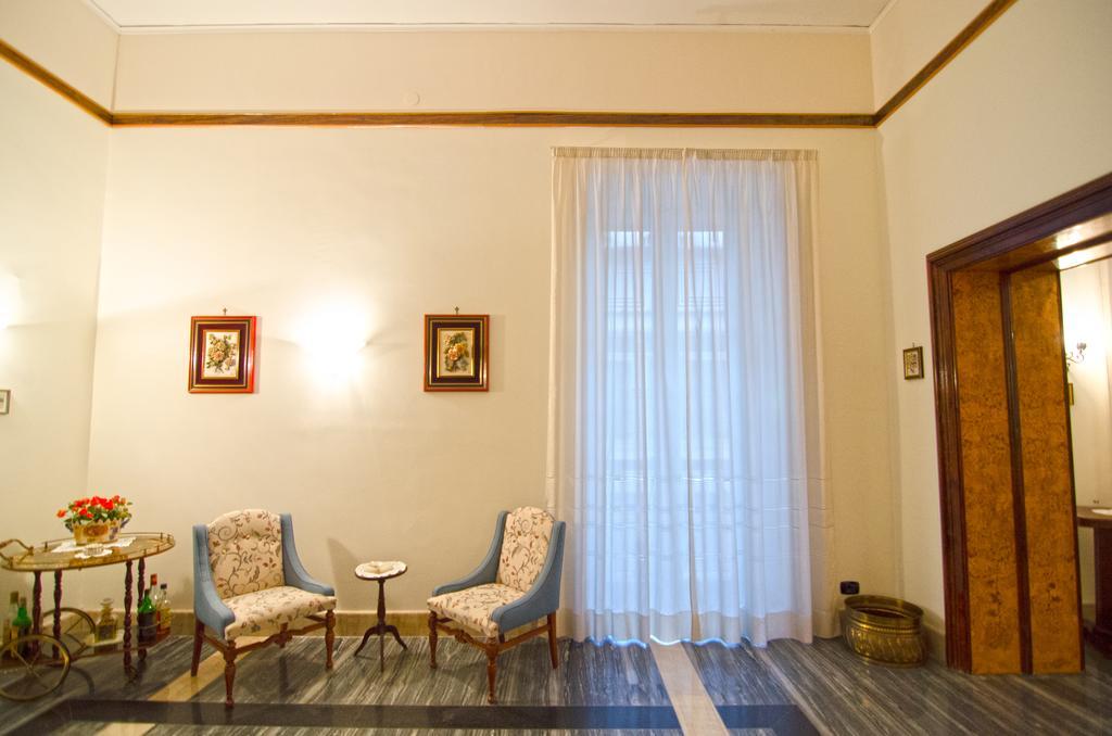 Suite Palazzo Reale Apartment 那不勒斯 外观 照片