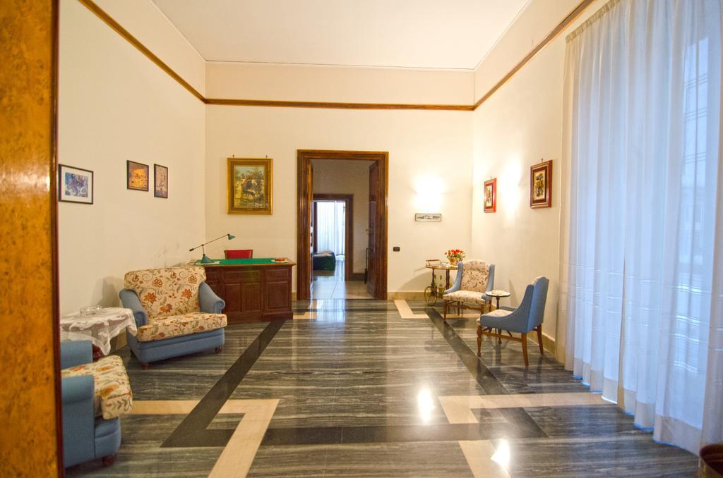 Suite Palazzo Reale Apartment 那不勒斯 外观 照片