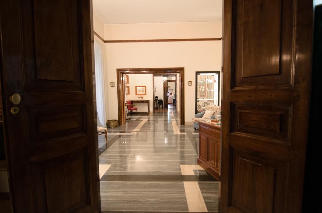 Suite Palazzo Reale Apartment 那不勒斯 外观 照片