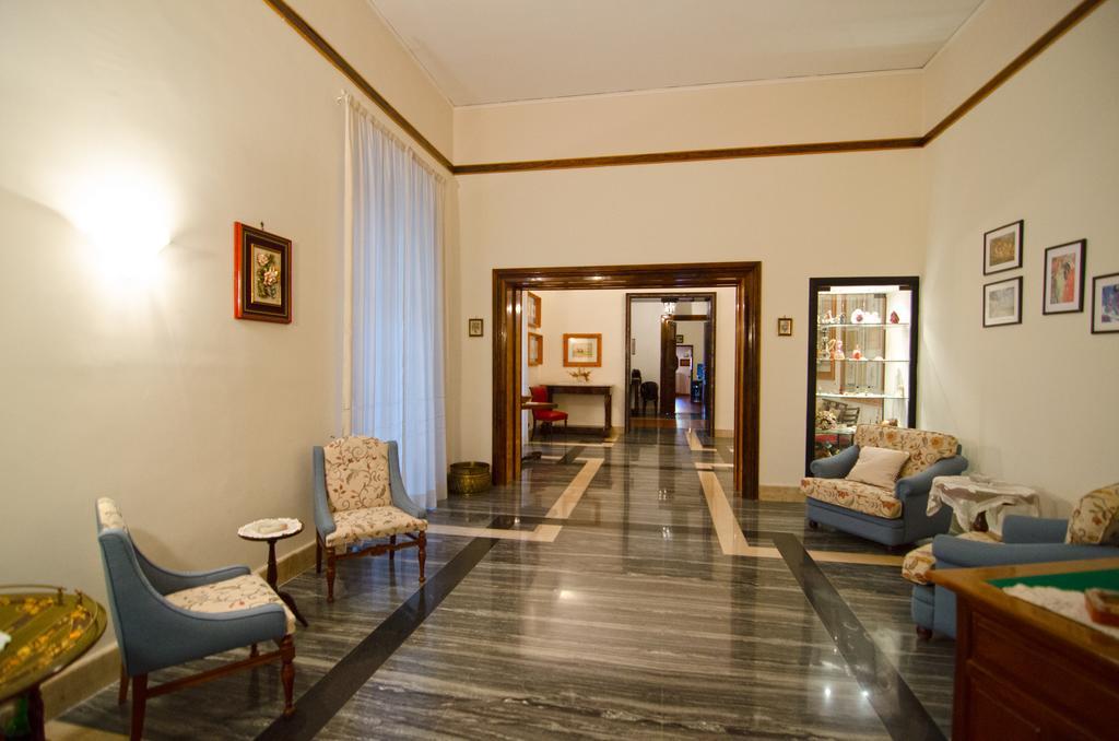 Suite Palazzo Reale Apartment 那不勒斯 外观 照片